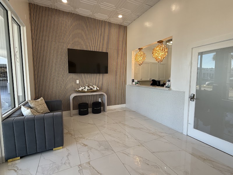 Design Plastic Surgery logo