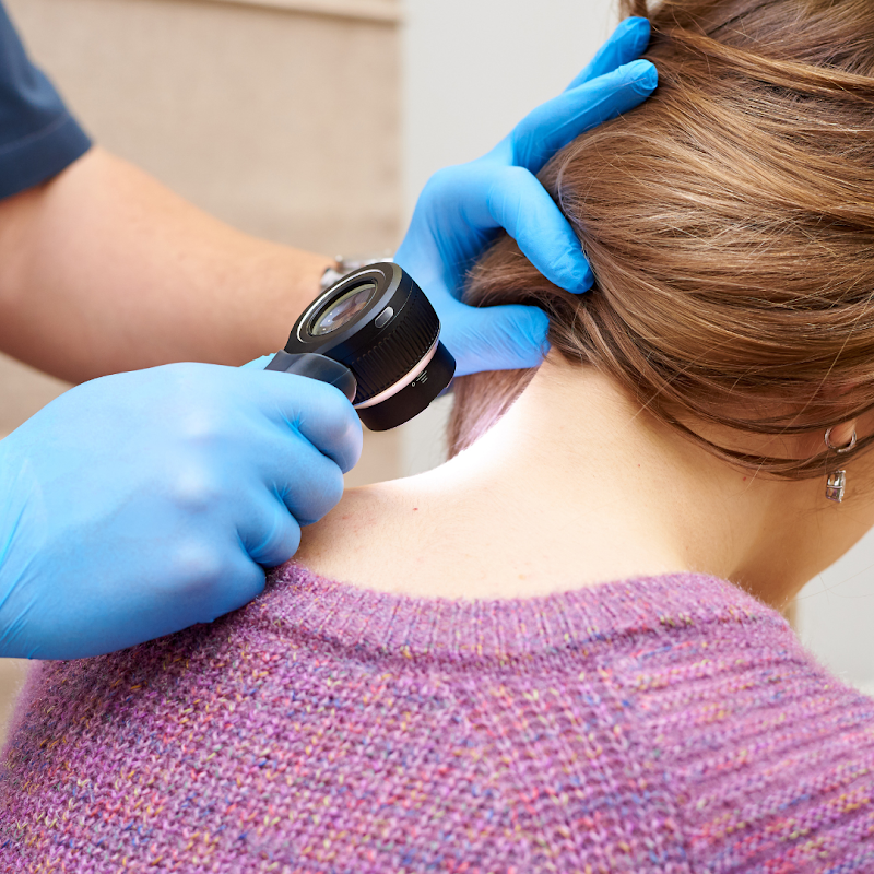 Hollywood Dermatology & Cosmetic Surgery Specialists logo