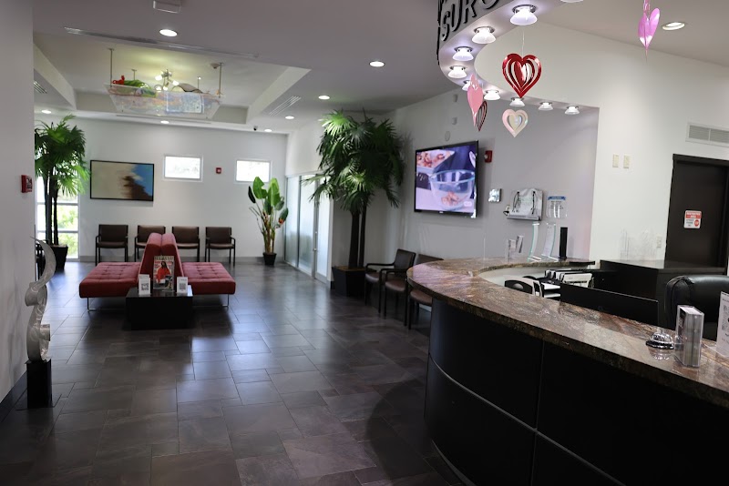 Miami Life Cosmetic Center Sunset logo