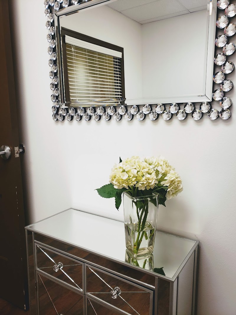 RejuLi Medical Spa / Aesthetic Medicine logo